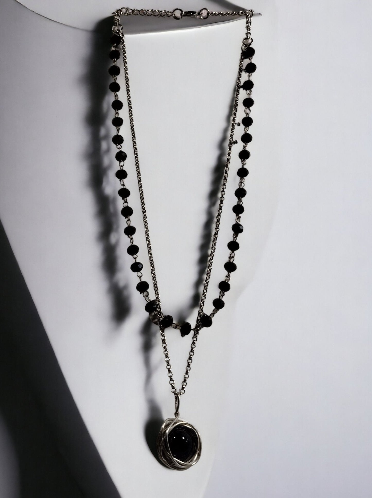 Διπλό Κολιέ με Μαύρες Χάντρες