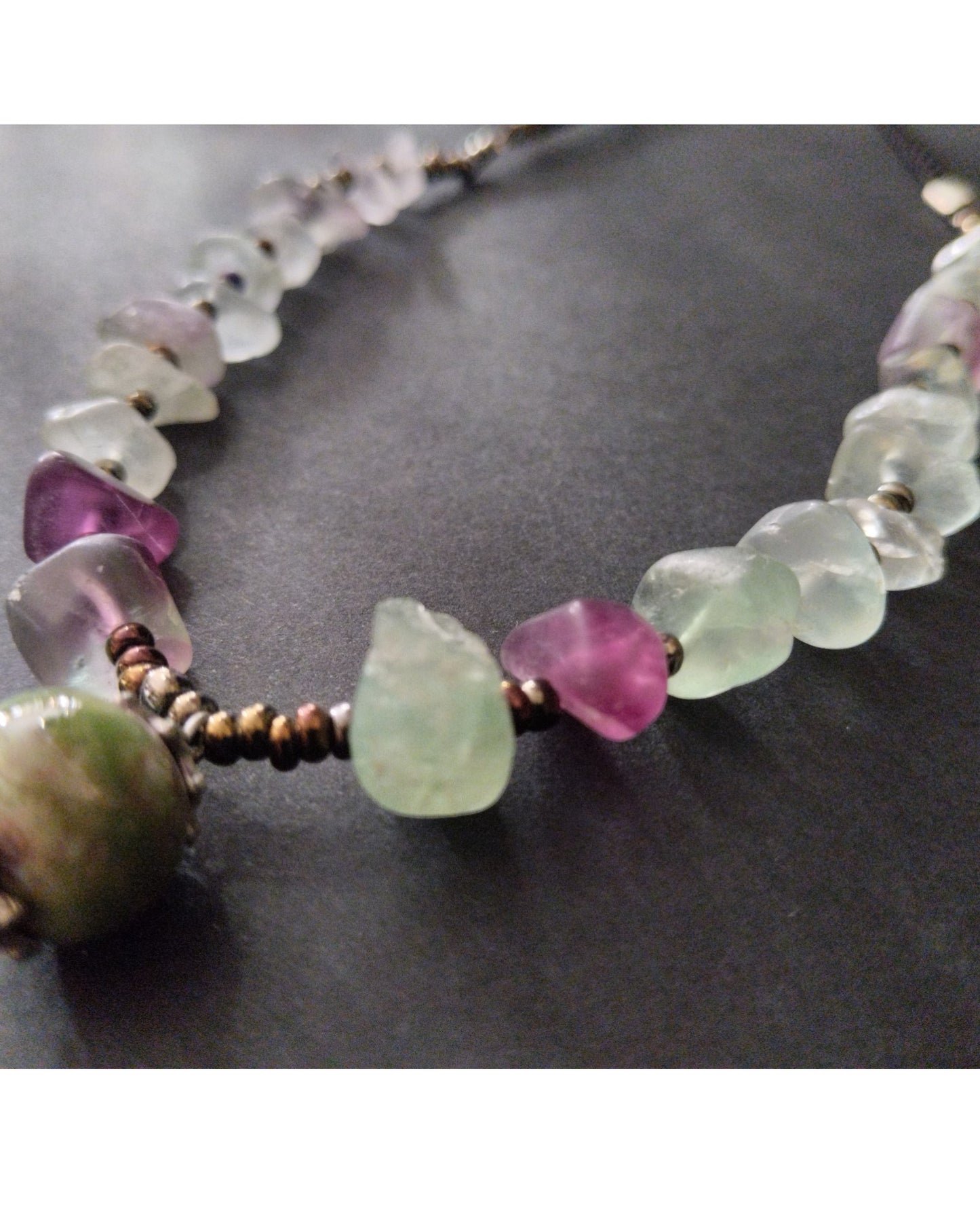 Σετ Σκουλαρίκια και Κολιέ με Πράσινες και Ροζ Πέτρες