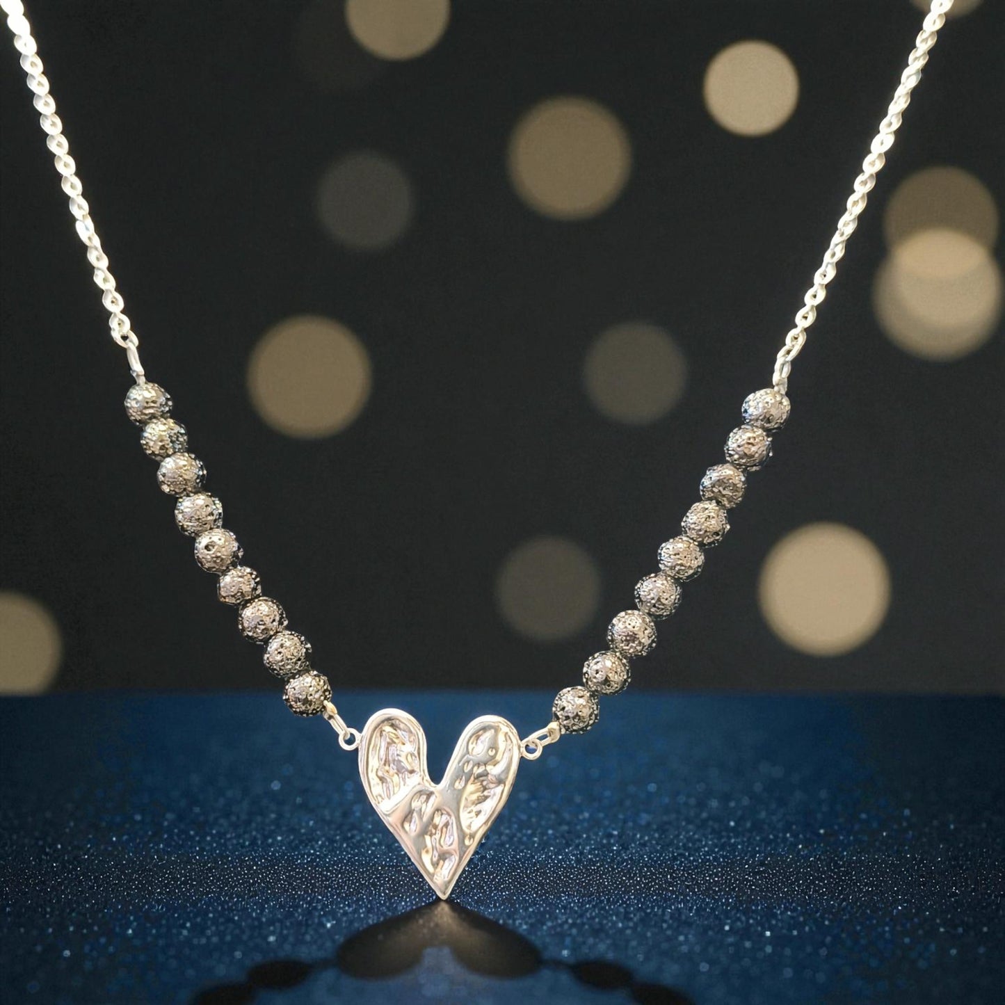 Κολιέ με Καρδιά και Ασημένιες Λάβες