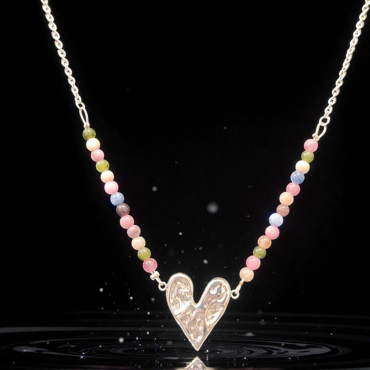 Κολιέ με Καρδιά και Πολύχρωμες Χάντρες