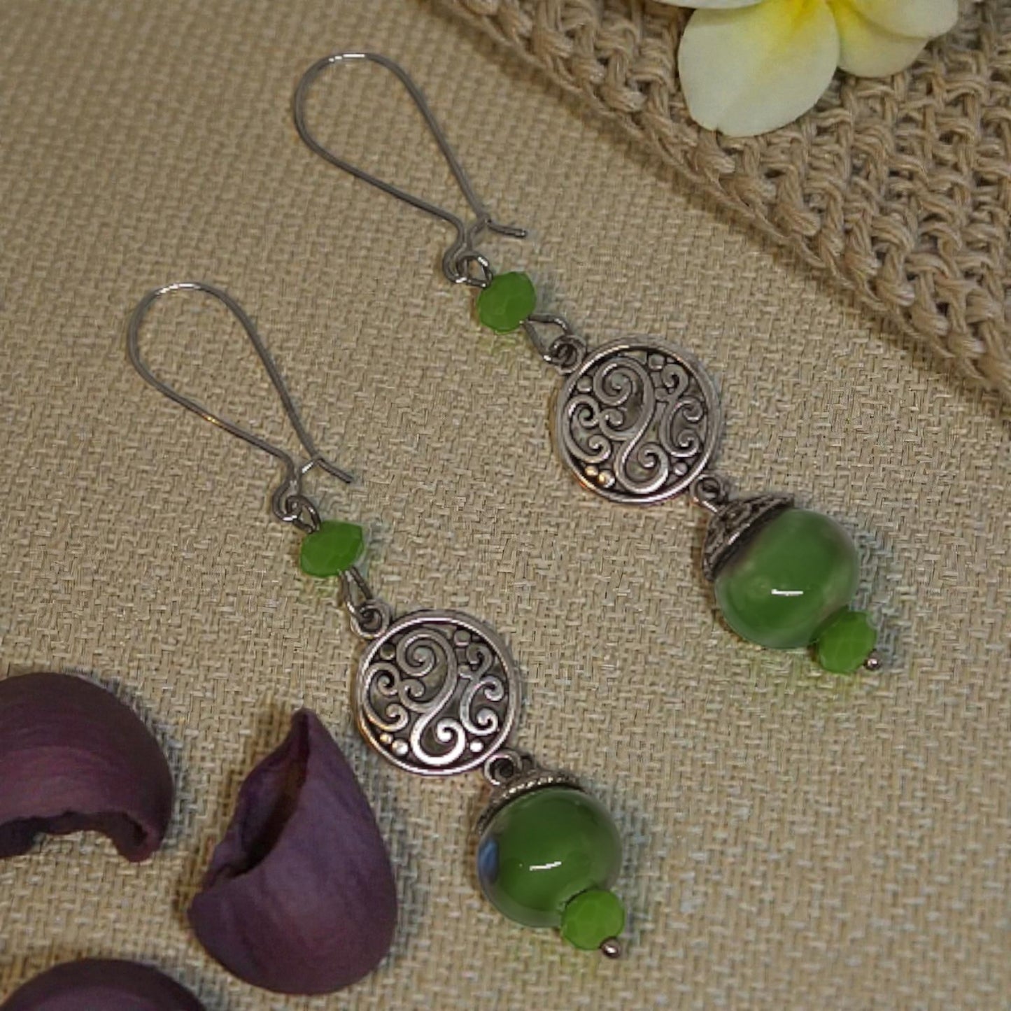 Σκουλαρίκια με Πράσινες Χάντρες