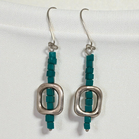 Σκουλαρίκια με Τιρκουάζ Χάντρες